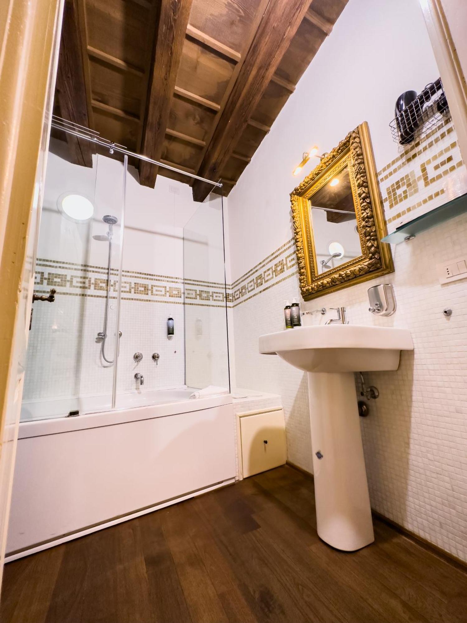 Truly Verona - Delle Erbe Suites מראה חיצוני תמונה