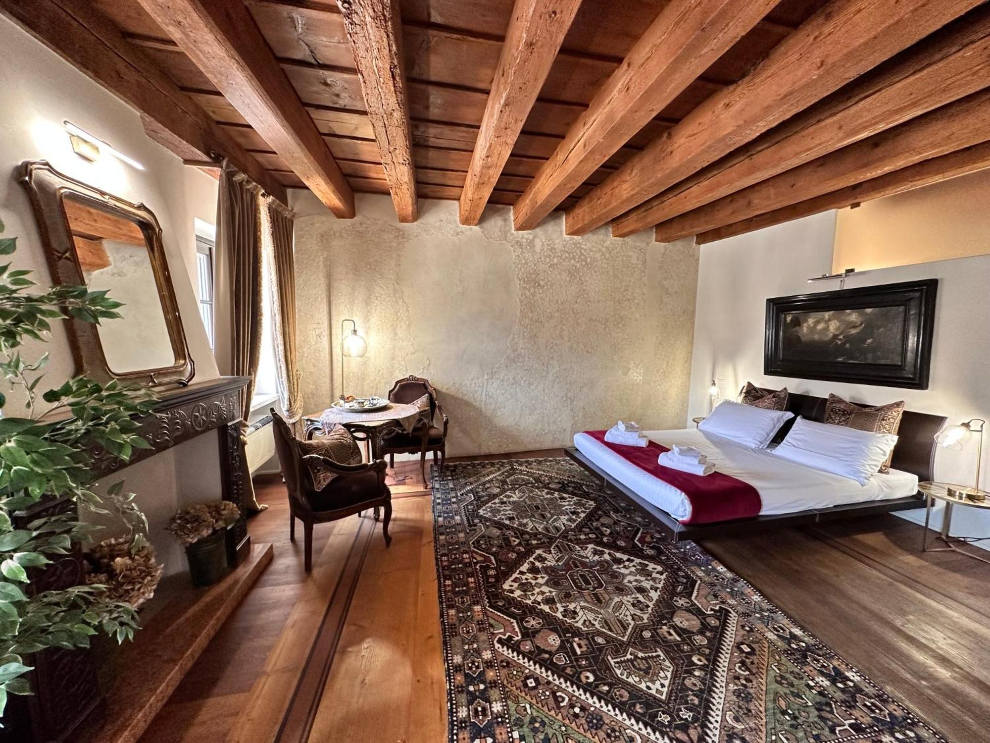 Truly Verona - Delle Erbe Suites מראה חיצוני תמונה